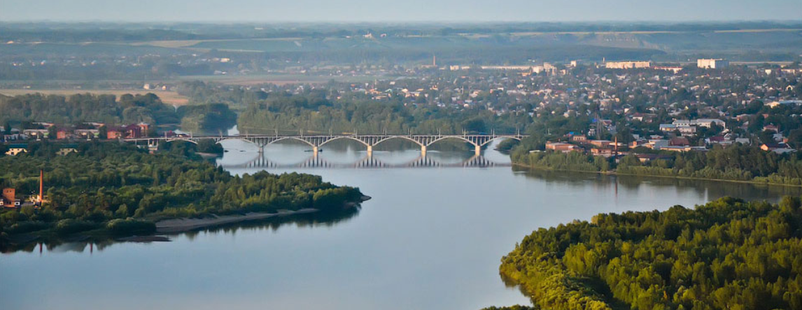 Бийск река Вид на город Мост в Бийске